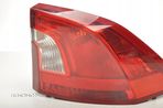 VOLVO S60 II LAMPA PRAWA TYLNA PRAWY TYŁ 31395931 - 3