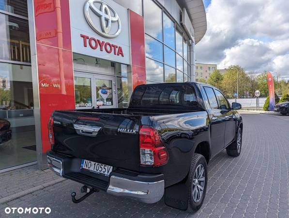 Toyota Hilux 2.4 D-4D Double Cab SR5 4x4 - 3