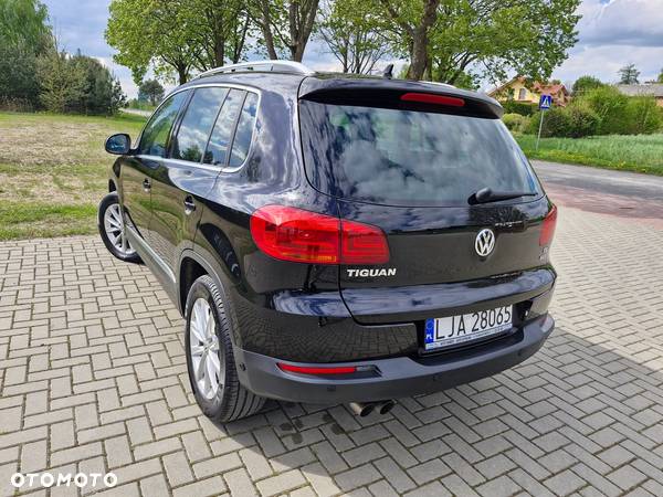 Volkswagen Tiguan 2.0 TDI DPF BlueMotion Technology Exclusive - 5