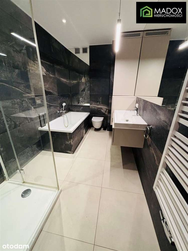 Komfortowe M-3 z dużym tarasem, blok z 2009 roku-6