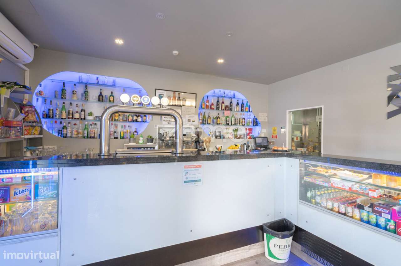 Espaço Comercial , Restauração com Esplanada Caniço Santa Cruz - Grande imagem: 1/15