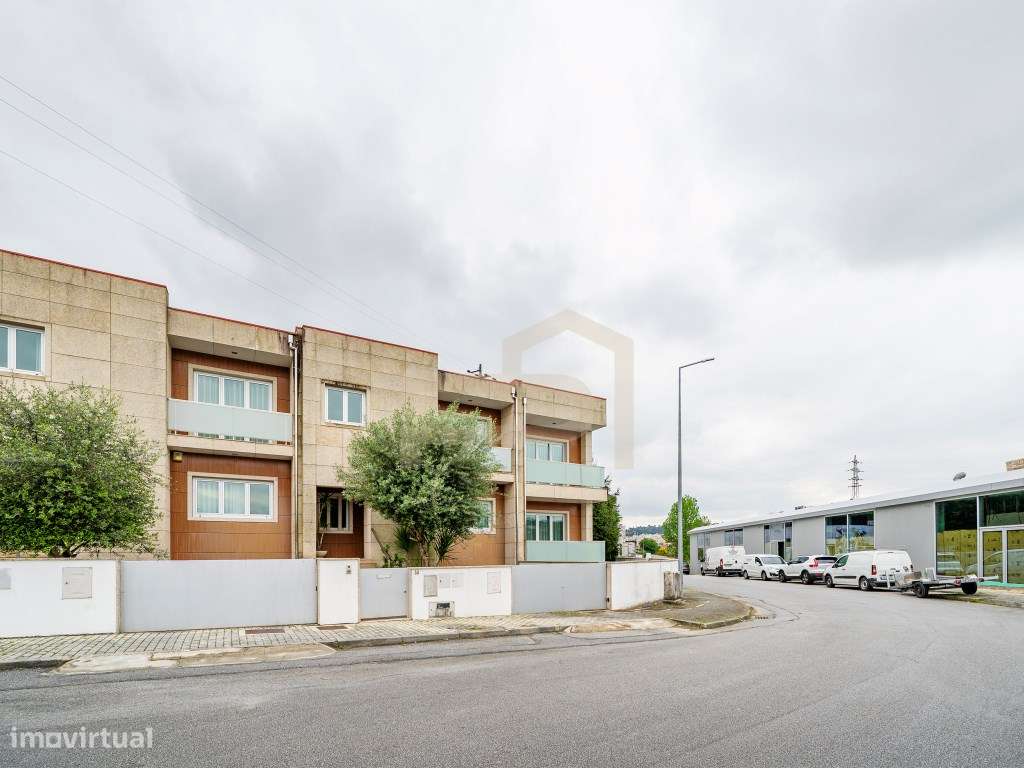 Moradia Gaveto T3 em Braga-55