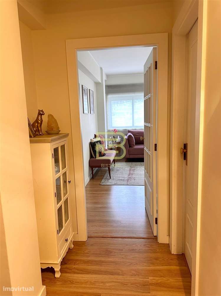 Apartamento T2 - Localização Premium no Coração de Vila Nova de Gaia-6