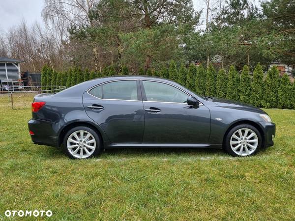 Lexus IS 220 D Sport - 12