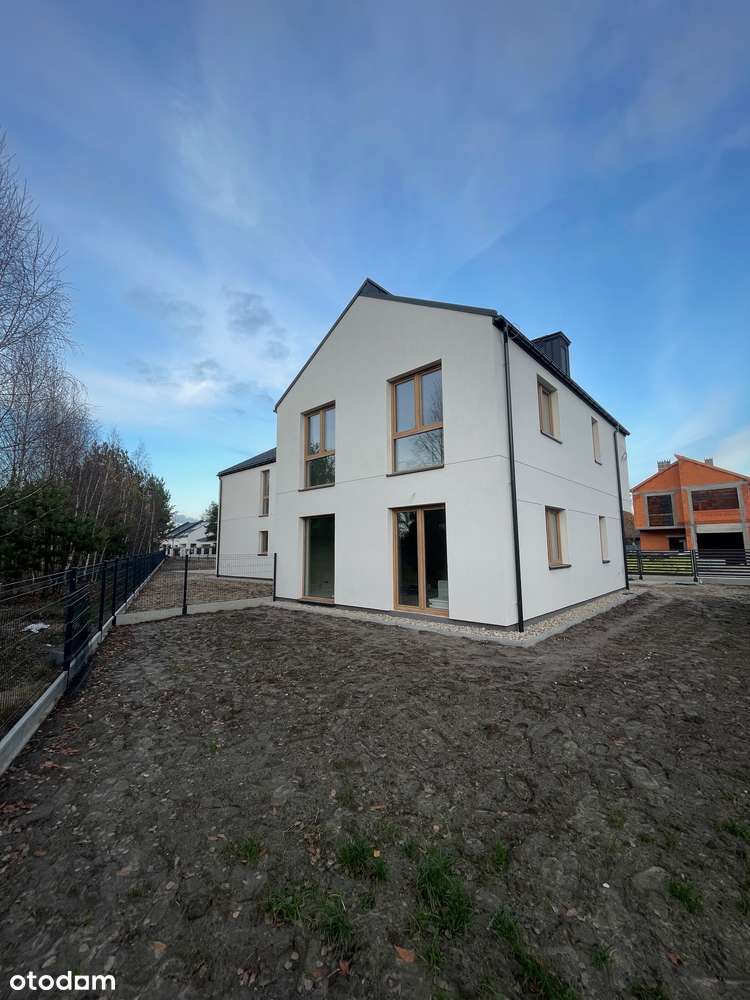 Ponownie dostępny komfortowy dom w Łazach gotowy do przekazania kluczy-5