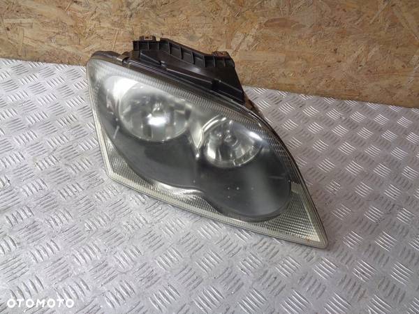 LAMPA PRAWY PRZÓD CHRYSLER PACIFICA I 03- EUROPA - 1