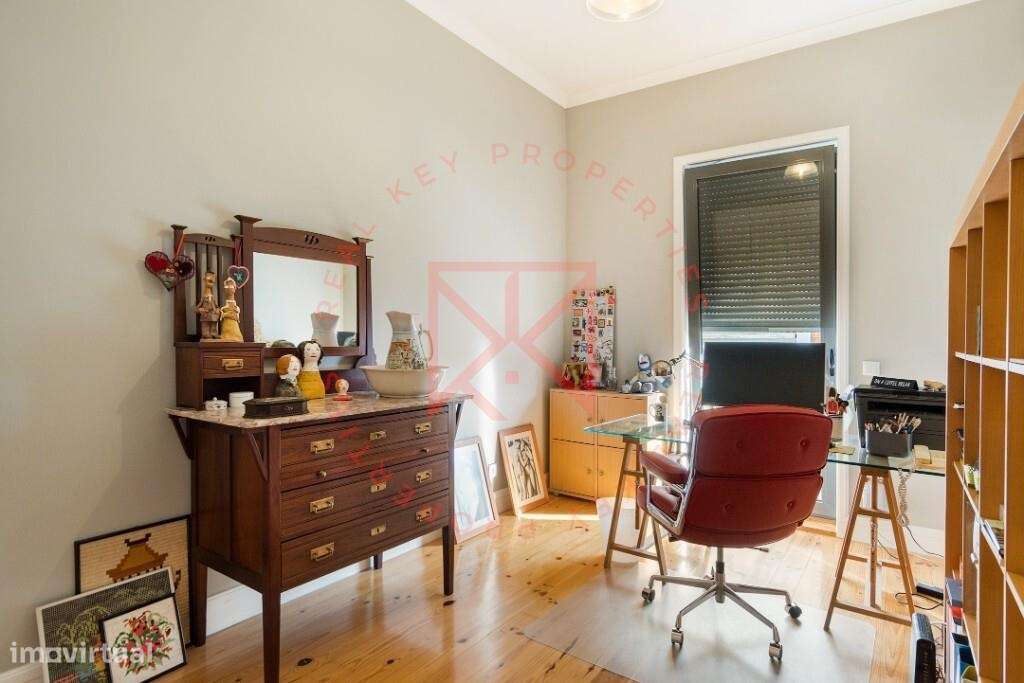 Moradia T4 situada na Boavista-21