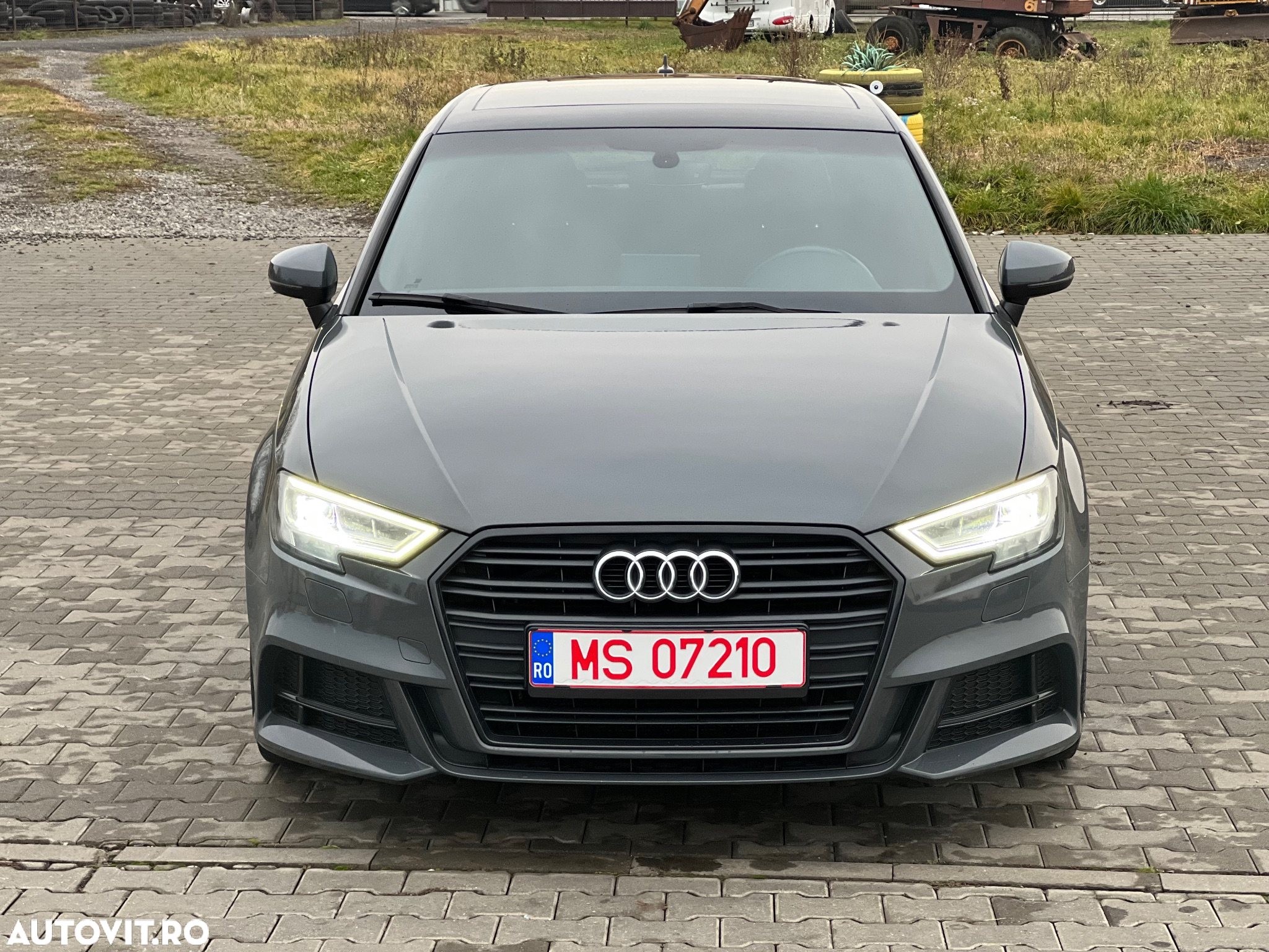 Audi A3 1.6 TDI Sportback S tronic sport - 4