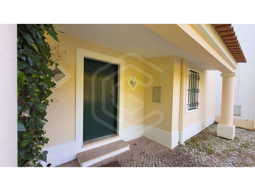 Moradia T2 em banda, em Vilar do Golf, na Quinta do Lago - Grande imagem: 2/43