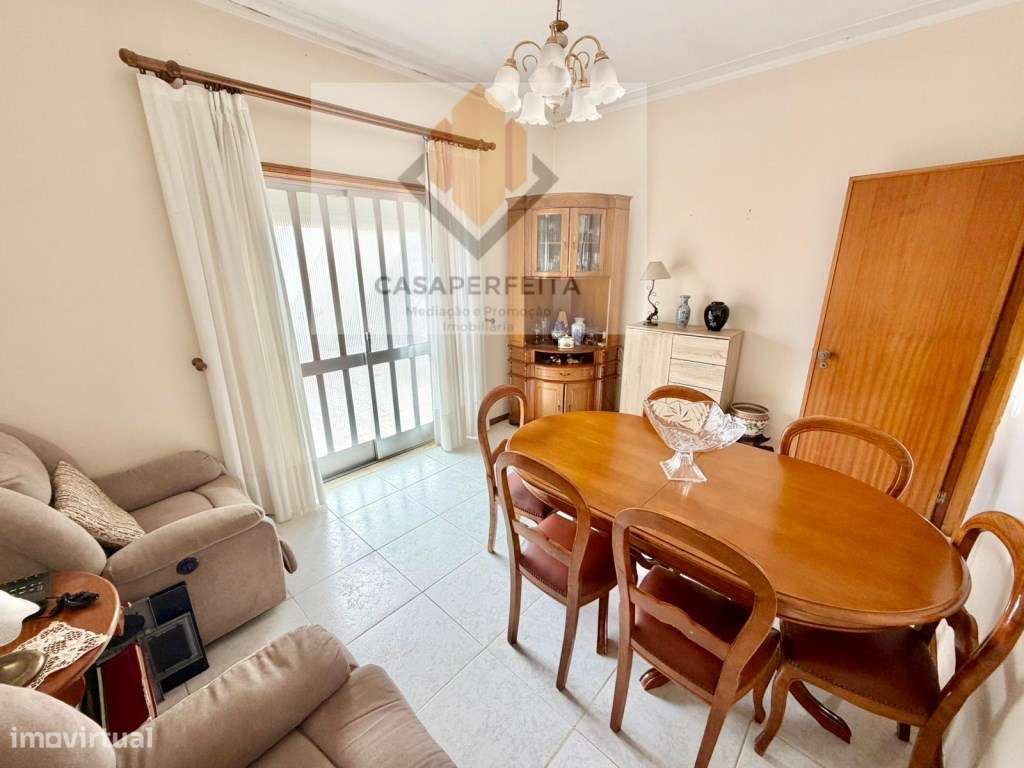 2 Andares Moradia T3 com Terreno, Anexo e Garagem - Avintes-24