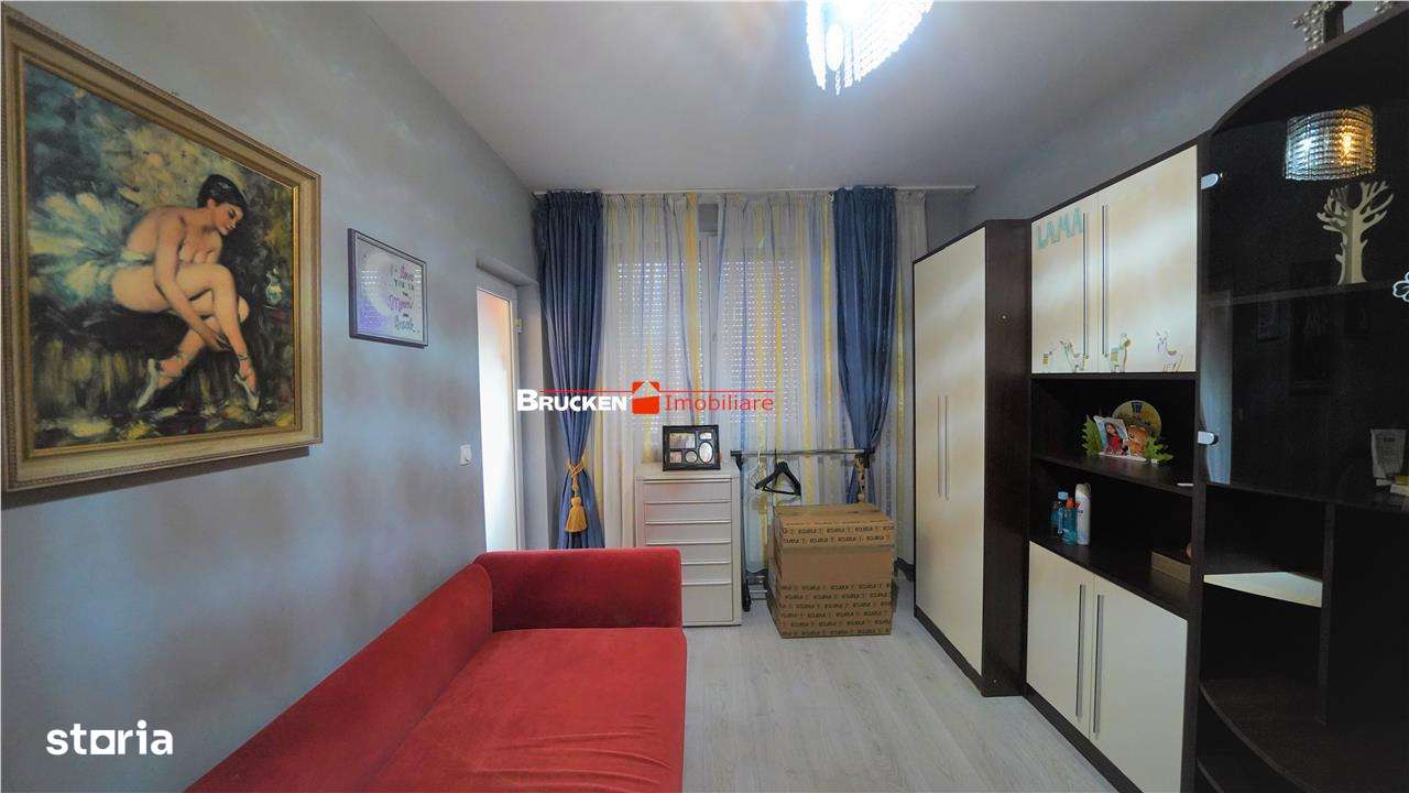 DUPLEX IN CARTIERUL ONCEA CU PARCARE SI CURTE - Imagine principală: 5/11