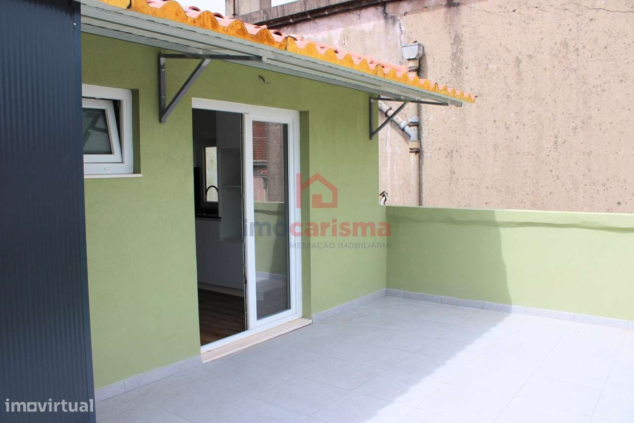 Apartamento T1+1 Com Terraço no Coração de Vizela-11