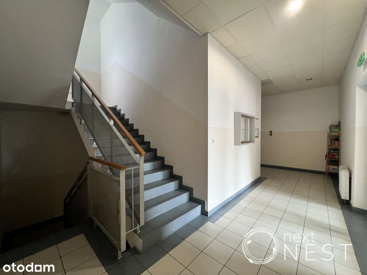 3 pokoje z garażem w centrum Piaseczna Jana Pawła-14