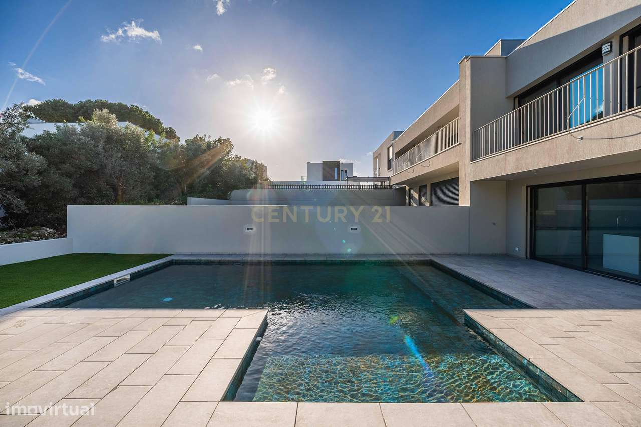 Moradia T3 Moderna de Acabamentos Premium-43