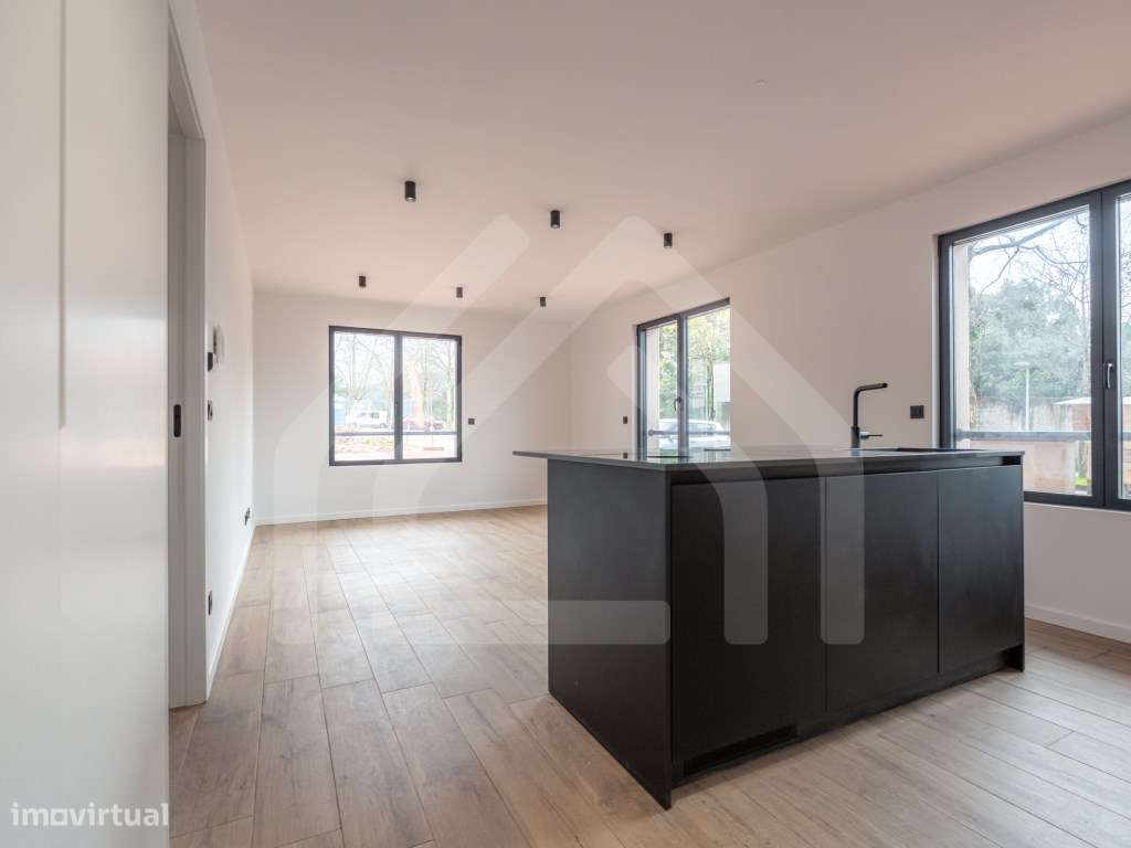Apartamento T2 | Novo| Quinta da Portela-7