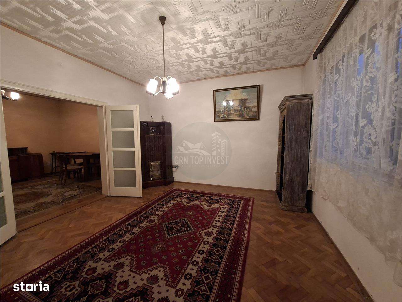 Casa 4 camere pivnita curte individuala Zona Lazaret-4