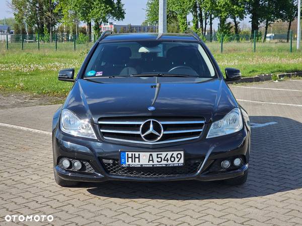 Mercedes-Benz Klasa C 200 d T 7G-TRONIC Exclusive - 3