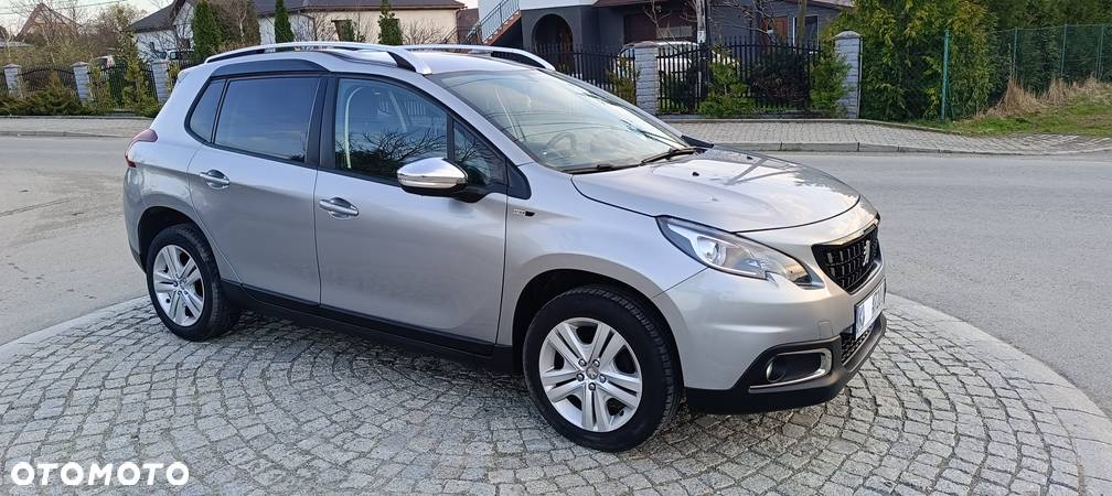 Peugeot 2008 1.6 BlueHDi Style - 6