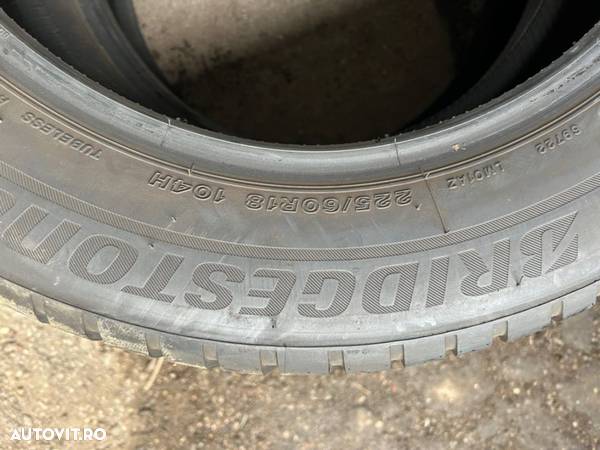 vând 4 anvelope 225/60/18 bridgestone de iarnă ca noi - 6