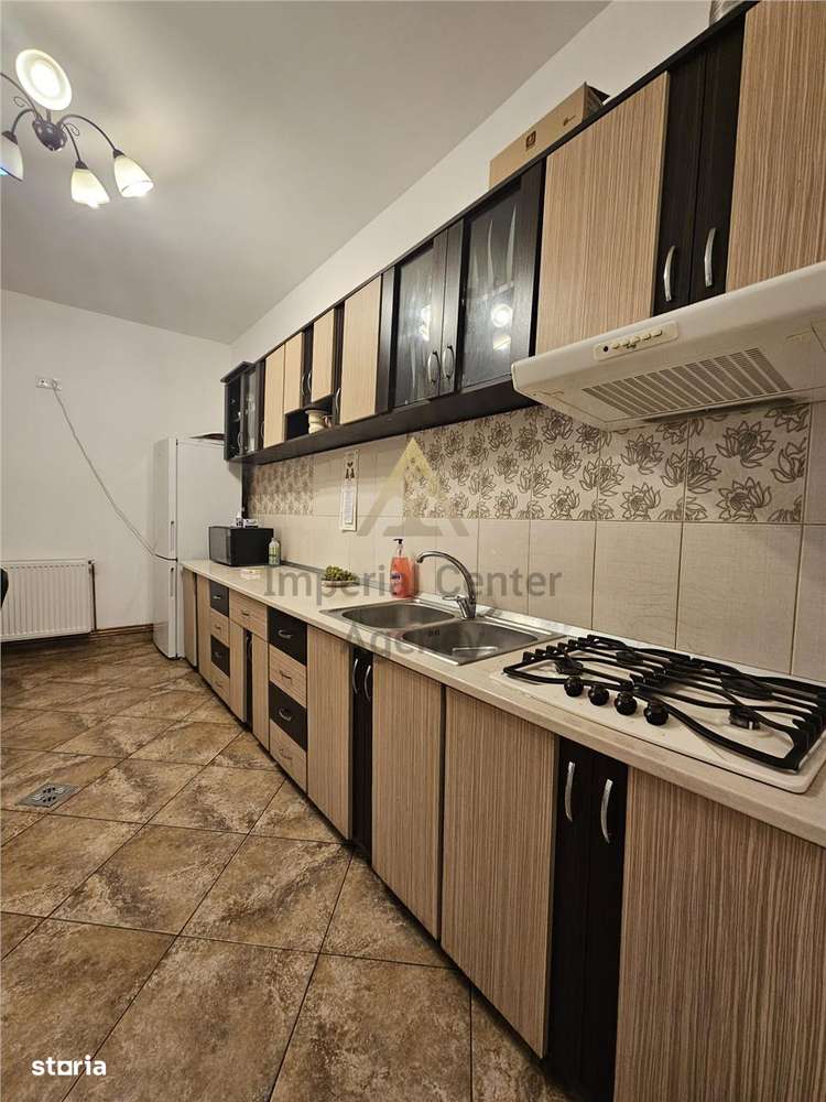 SPATIU COMERCIAL DE VANZARE ONESTI-8