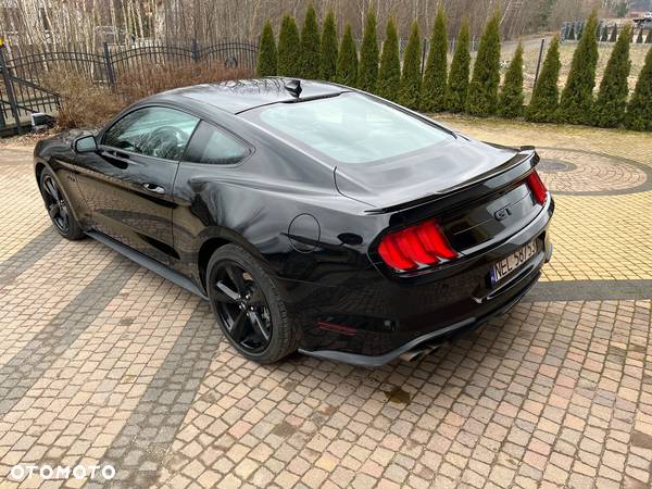 Ford Mustang 5.0 V8 GT - 15