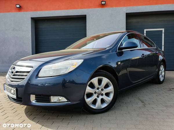 Opel Insignia - 1