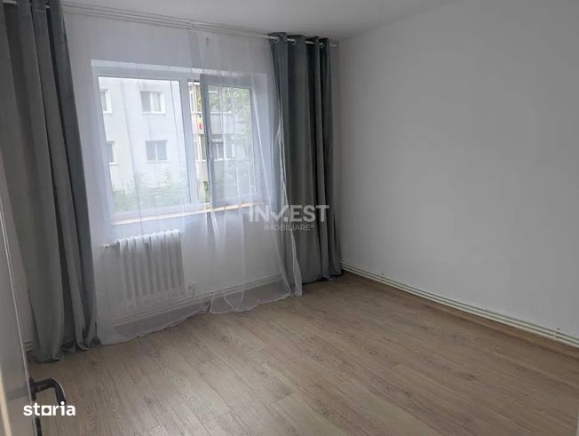 Apartament cu 3 camere de vanzare in zona Zimbru- Renovat-2