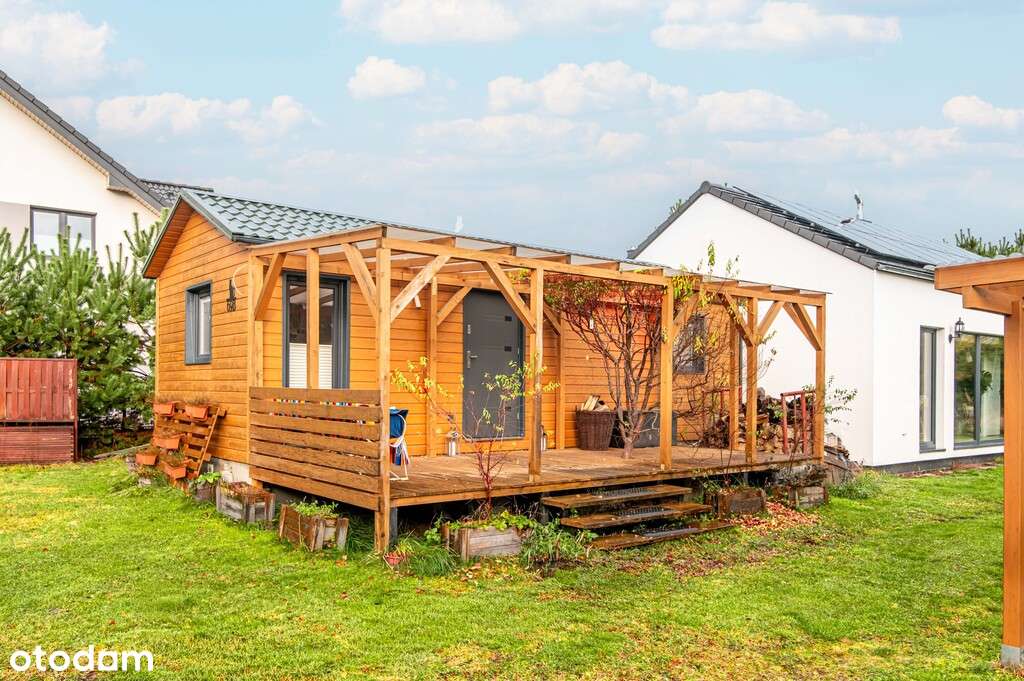 Całoroczny ekonomiczny wyposażony domek z tarasem-16