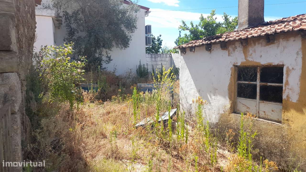 Moradia em Banda T4 DUPLEX Venda em Benquerenças,Castelo Branco-15