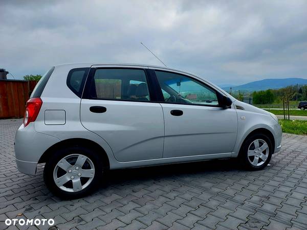 Chevrolet Aveo 1.2 16V Base - 7