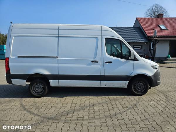 Mercedes-Benz Sprinter - 3