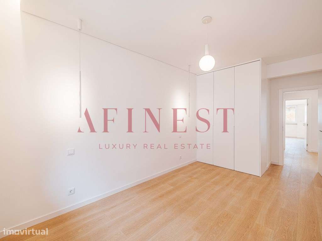 T2 Totalmente Remodelado | Graça | 70m² | Nascente/Poente | Varanda...-20