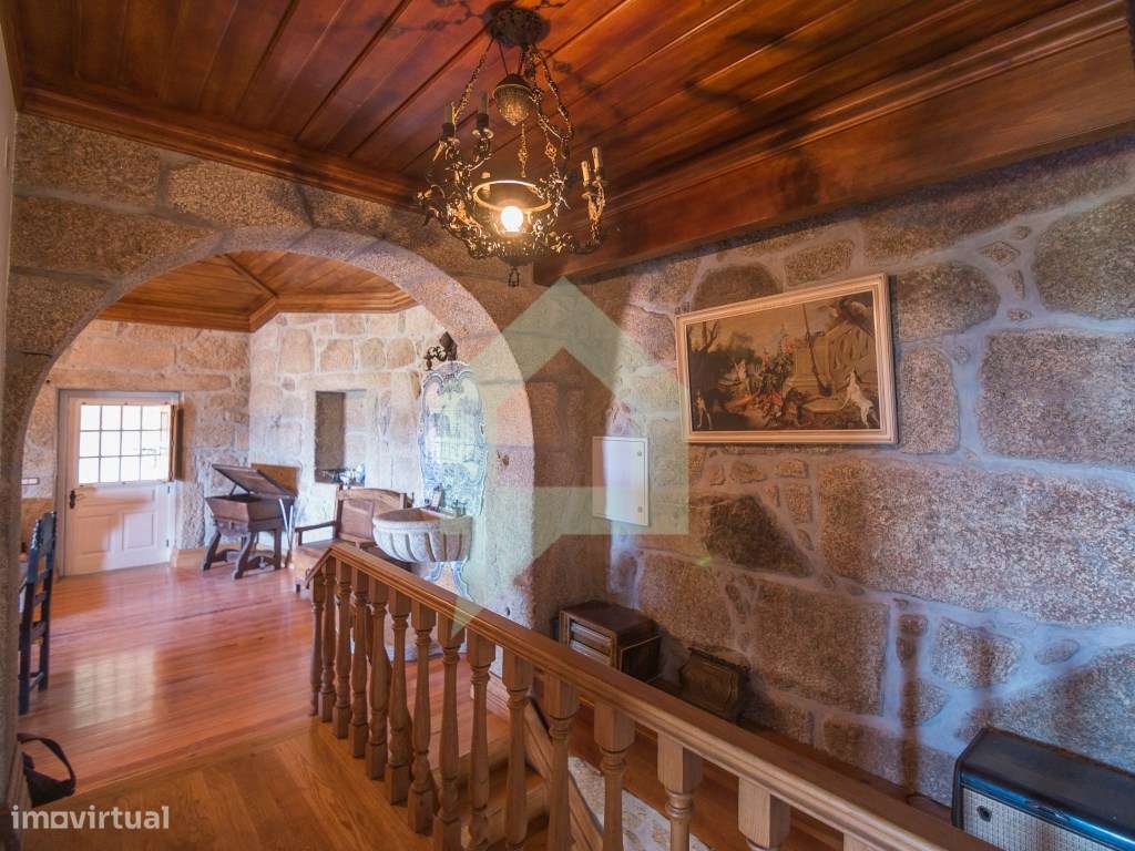 Moradia de granito totalmente restaurada em Creixomil, Barcelos-14