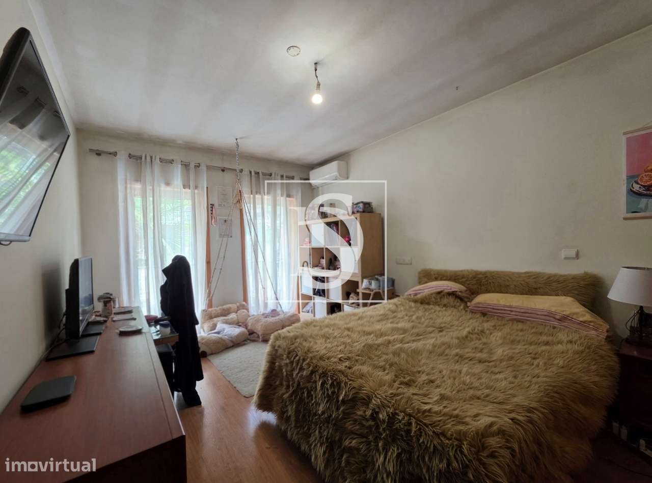 Moradia em Banda T3 em Aldão-28