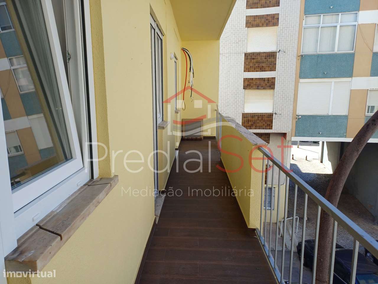 Apartamento T3 Totalmente Renovado- Montalvão-Setubal-16