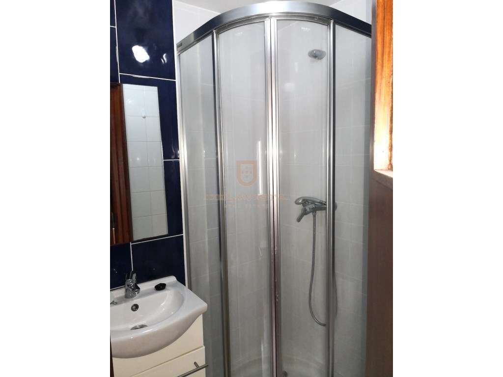 Oportunidade T1 + 3 para rentabilizar - Coimbra-8