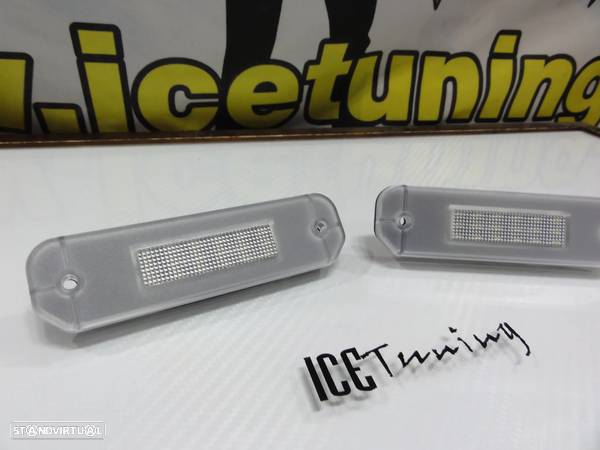 Suporte de lâmpada de matrícula em led branco para Honda CIVIC 2P, 3P, 4P 91-95 / CIVIC 2P, 4P 91-95 / 95-99/ CRX DEL SOL - 2