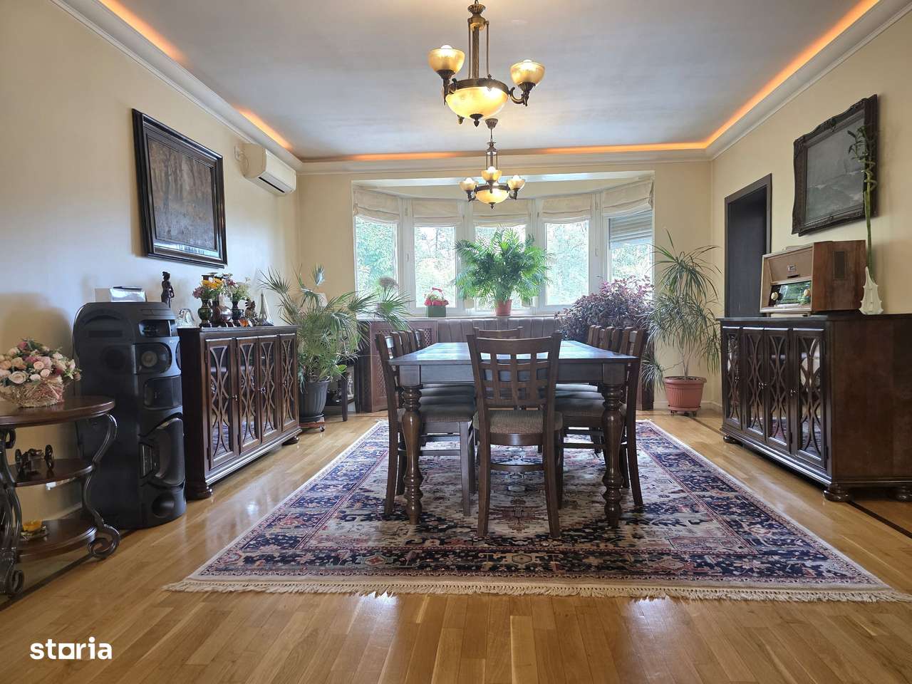 Vilă excepțională cu lift, piscina și teren de 1000 mp | VOLUNTARI-4