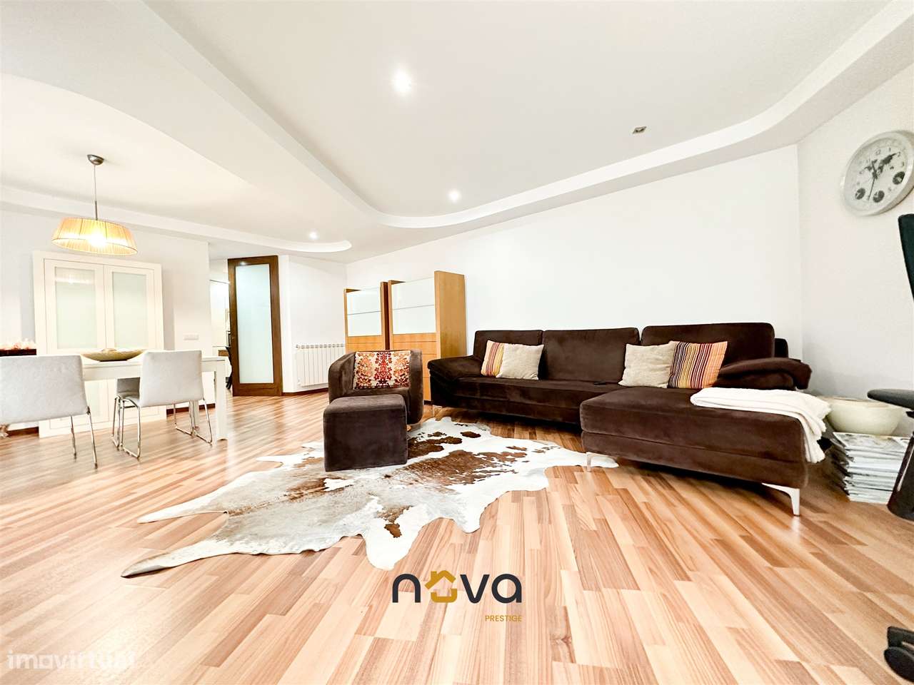 Moradia T3 no centro da cidade da Póvoa de Varzim  NOVA Imobiliária - Grande imagem: 3/27