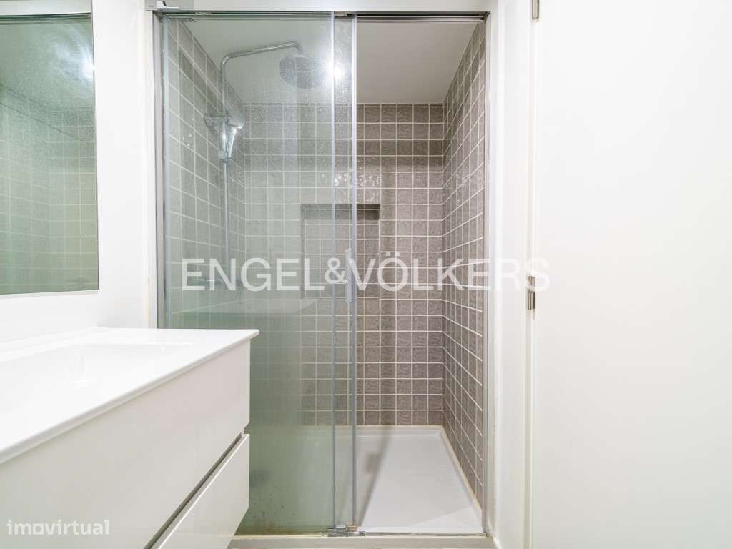 T2 Duplex mobilado em Martim Moniz-11