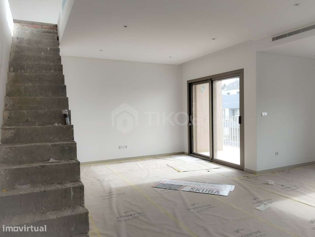 Apartamento T3 + 1 Duplex  à venda em Montijo, proximo às portas da ci-18