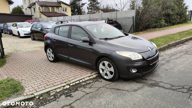 Renault Megane 1.6 16V 110 Dynamique - 11