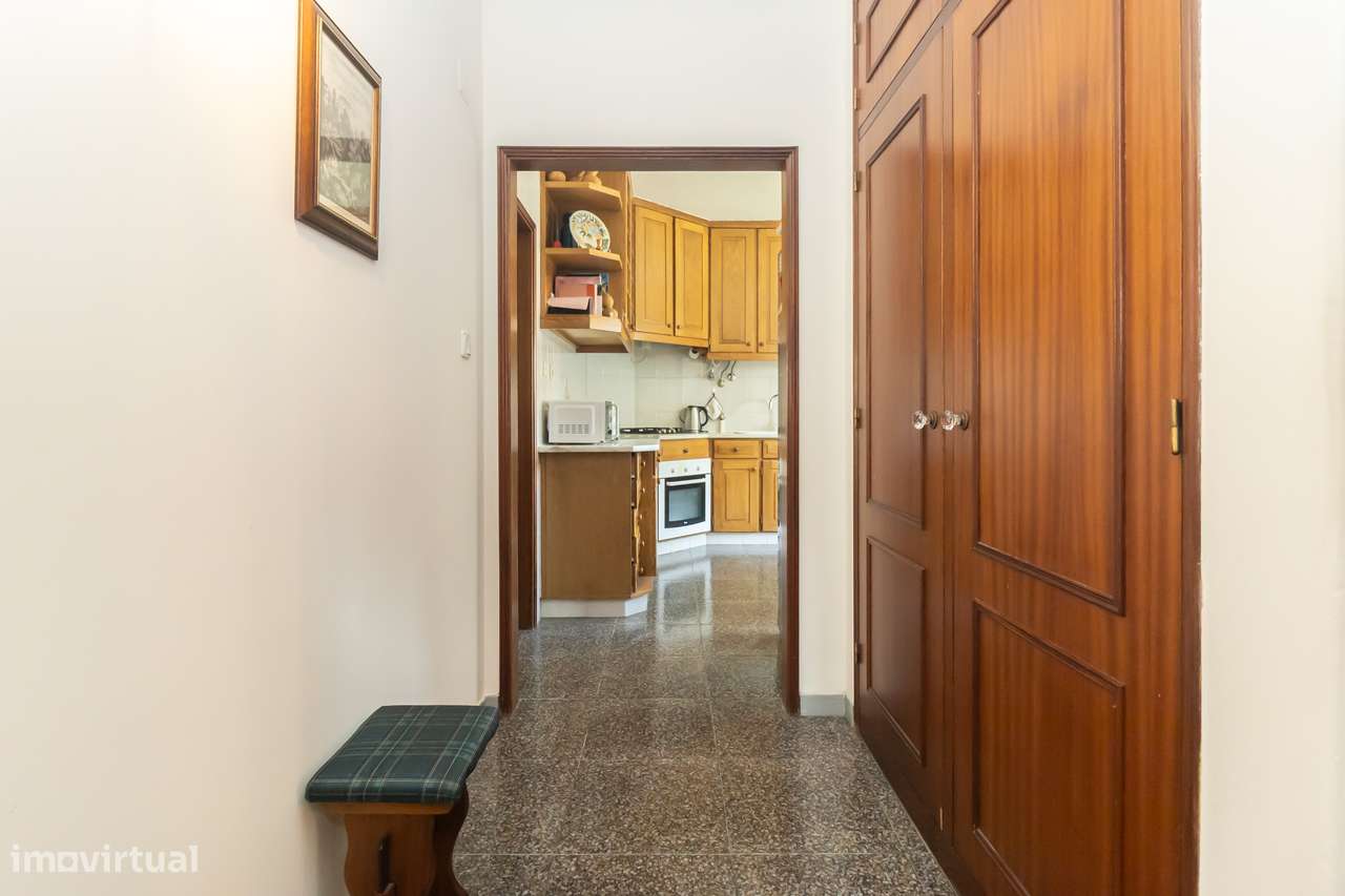Moradia T5 isolada, Garagem , Quinta Charnequinha-52