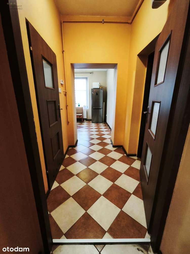 Duża kawalerka z możliwością 2 pokoi Pyskowice Rynek-6