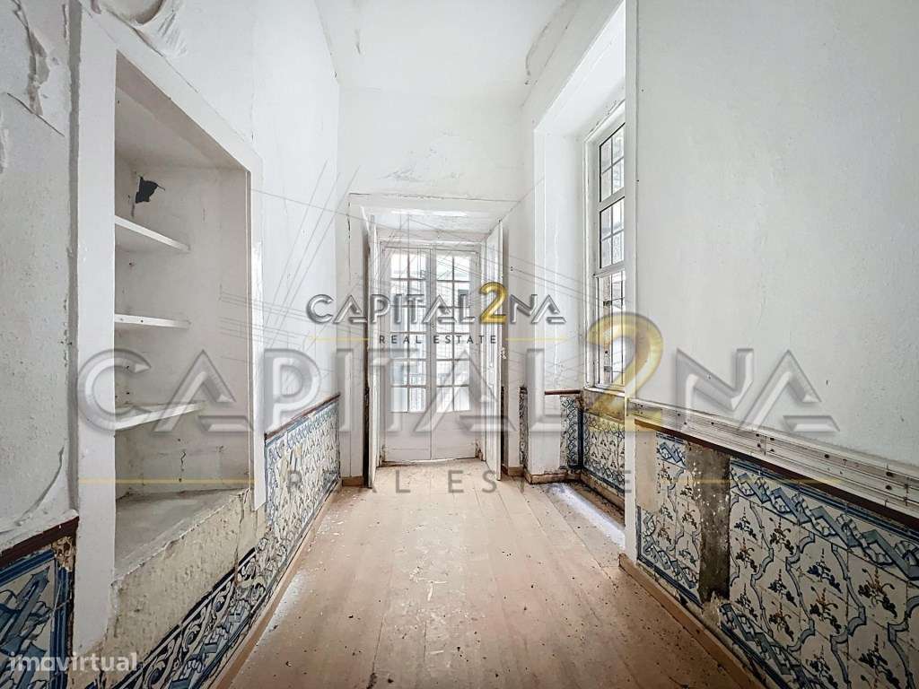 Prédio Devoluto com Projeto Aprovado na Baixa de Lisboa-28