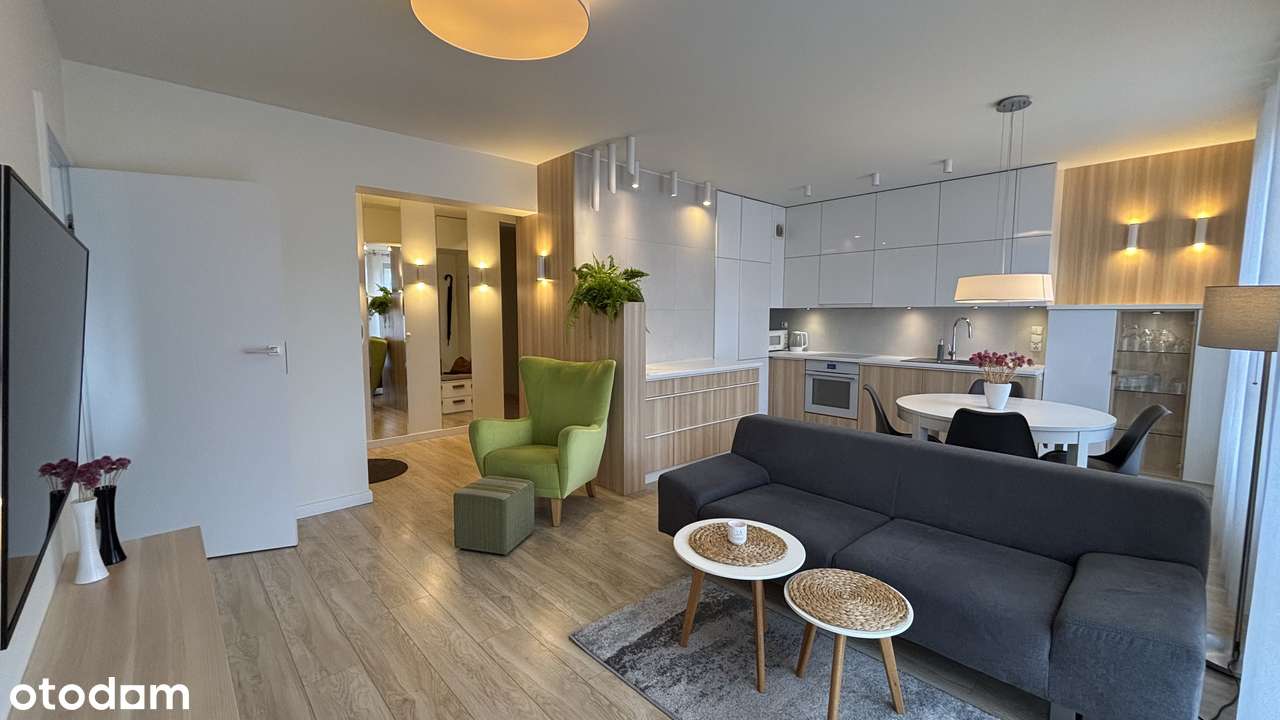 Centrum, 3 pok. 65m², komfortowe, wyposażone, balkon, winda, garaż
