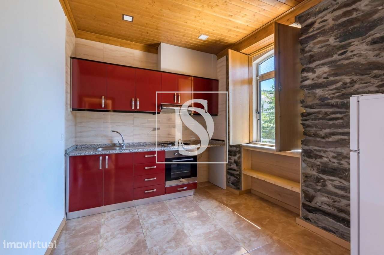 Prédio para Investimento com Vista Rio Douro no Pinhão - Grande imagem: 2/15