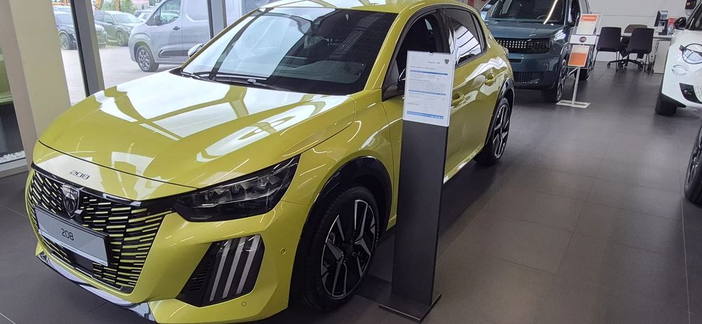 Peugeot 208 II (2019-) 1.2 mHEV GT 2026