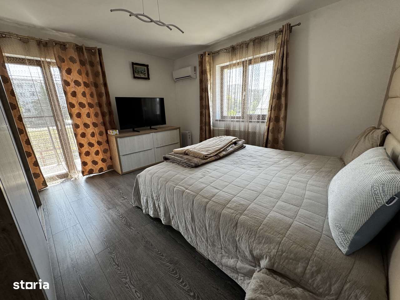 Casa/ Spatiu comercial Mioveni, Robea, 6 cam, 400mp, Zona Rezidentiala-11