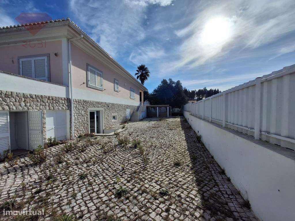 Moradia Exclusiva em Sesimbra-30